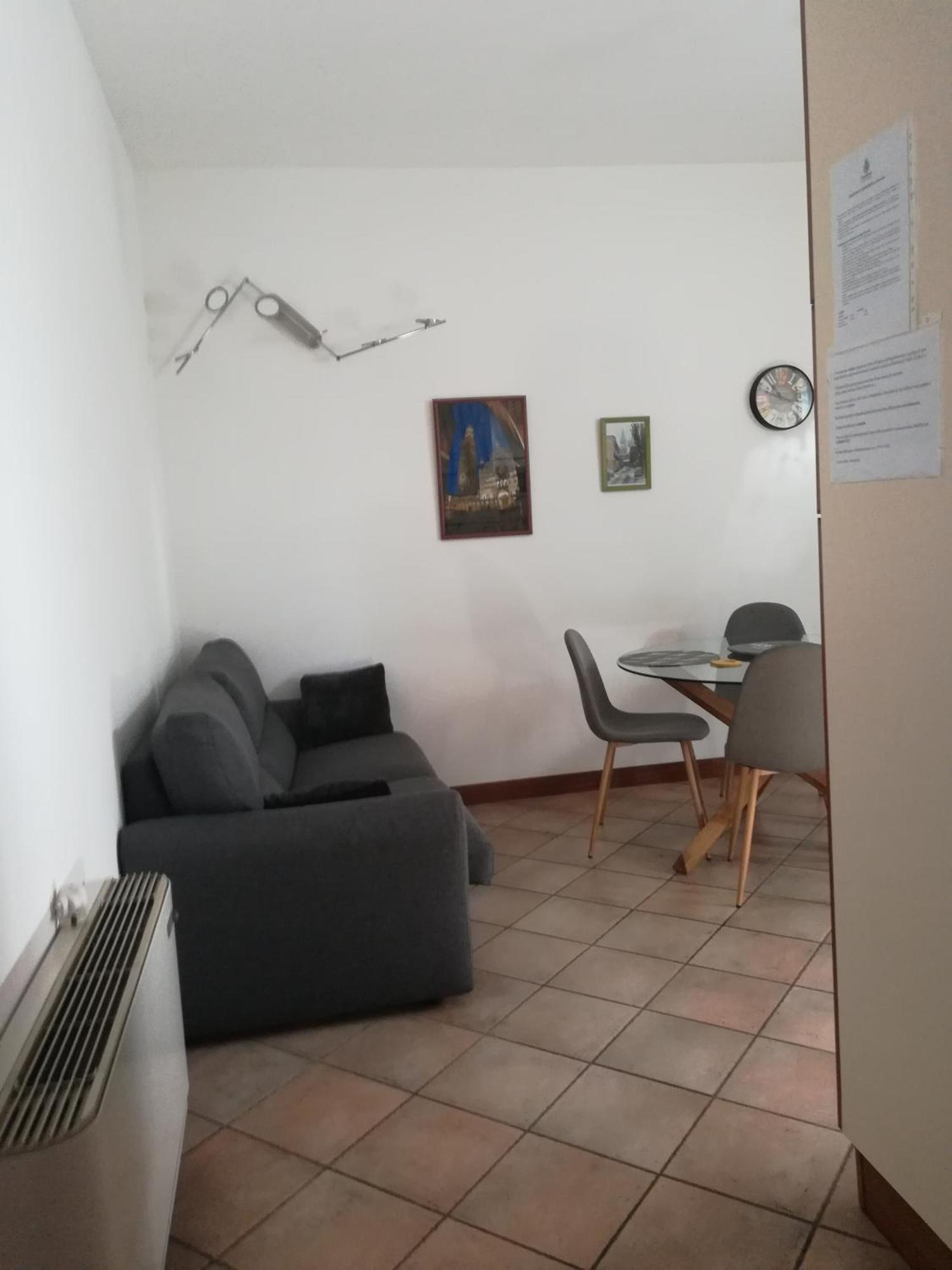 Bilocale Vicino Al Teatro Ponchielli Apartment Cremona Exterior foto